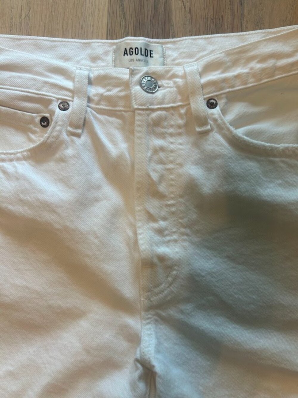 AGOLDE Parker Long High Rise Organic Cotton Denim Shorts White A9127-1183 - Picture 4 of 11